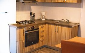 One Room Apart T3 With Free Parking